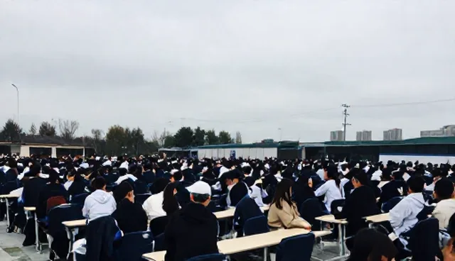 网页制做公司:业务发展趋势与技术转让的融合路径